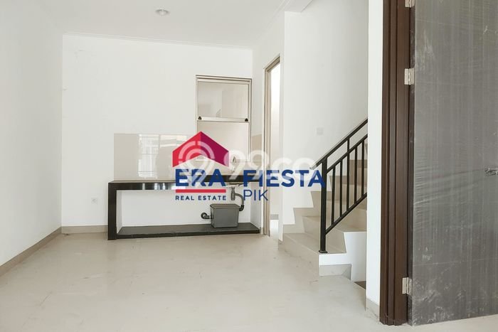 Jual Rumah Modern 3 KT di Pantai Indah Kapuk, Jakarta Utara Jual Rumah Modern 3 KT di Pantai Indah Kapuk, Jakarta Utara