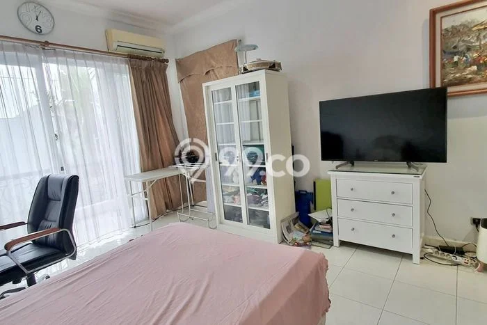 Jarang Ada! Rumah Sewa 5 Kamar Bagus Siap Huni Citraland Jarang Ada! Rumah Sewa 5 Kamar Bagus Siap Huni Citraland