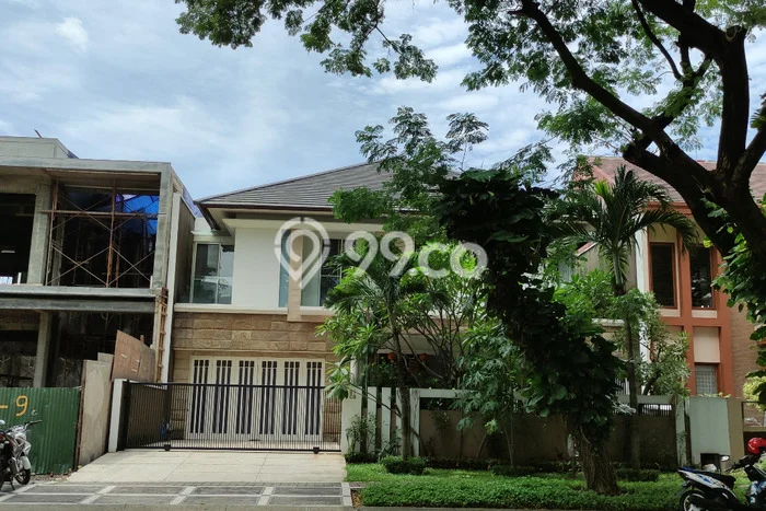 Disewakan Rumah Konsep Modern di Wiyung Surabaya dengan 4 KT Disewakan Rumah Konsep Modern di Wiyung Surabaya dengan 4 KT