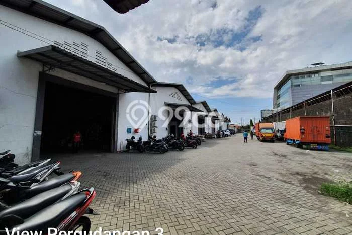 Unit Gudang Disewa Lokasi Taman, Sidoarjo Spesifikasi Luas Bangunan 360m2 Unit Gudang Disewa Lokasi Taman, Sidoarjo Spesifikasi Luas Bangunan 360m2