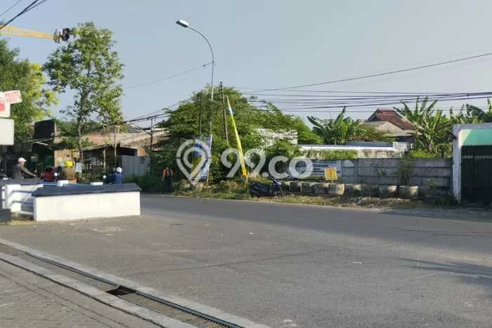 Tanah Area Prospektif di Menganti, Luas 2168m2m², Dekat ke Fasilitas Tanah Area Prospektif di Menganti, Luas 2168m2m², Dekat ke Fasilitas