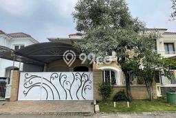 Bisa KPR! Rumah Asri area , LT 200m2m² LB 300m2m² Bisa KPR! Rumah Asri area , LT 200m2m² LB 300m2m²