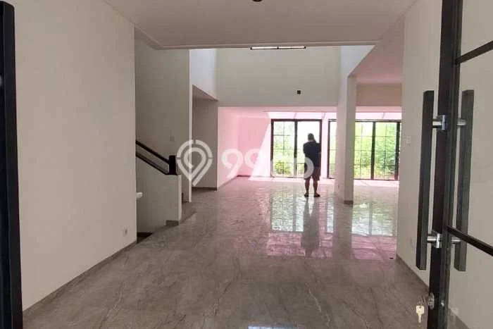 Disewakan Segera Rumah Kondisi Baik di Area Wiyung, Surabaya Disewakan Segera Rumah Kondisi Baik di Area Wiyung, Surabaya