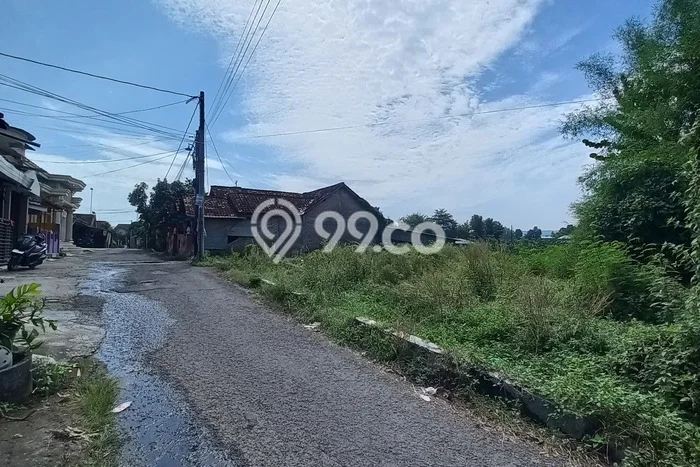 Kavling Tanah di Banguntapan Dijual Luas 180m2 Legalitas SHM Kavling Tanah di Banguntapan Dijual Luas 180m2 Legalitas SHM