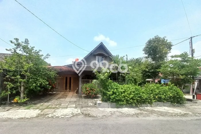 Rumah Strategis Modern Lb 250m2 di Piyungan, Bantul Rumah Strategis Modern Lb 250m2 di Piyungan, Bantul