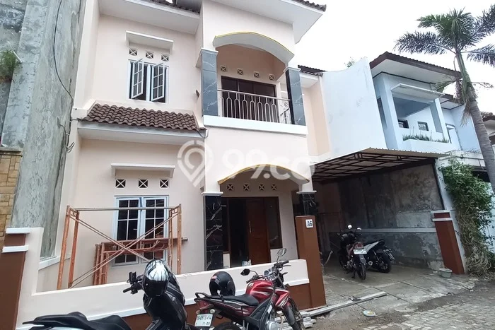 Hunian Cantik Modern Lb 140m2 di Sewon, Bantul Hunian Cantik Modern Lb 140m2 di Sewon, Bantul