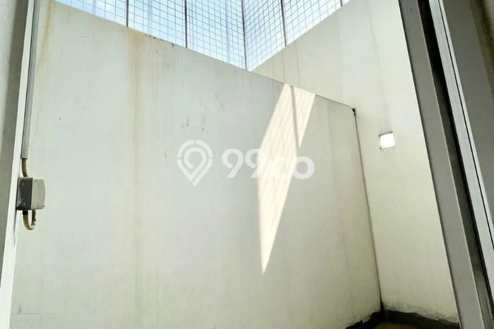 Rumah Luxury di Jakarta Barat Strategis Kondisi Terawat Rumah Luxury di Jakarta Barat Strategis Kondisi Terawat