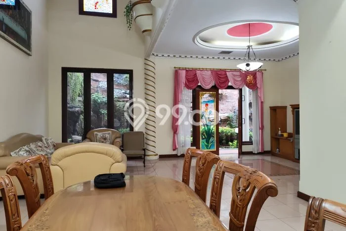 Hunian Mewah Siap Huni LT 230m2 di Karang Tengah, Tangerang Hunian Mewah Siap Huni LT 230m2 di Karang Tengah, Tangerang