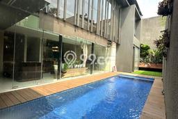 Ready to Use! Luxury House LT 372m2 Desain Elegan di Panglima Polim Ready to Use! Luxury House LT 372m2 Desain Elegan di Panglima Polim