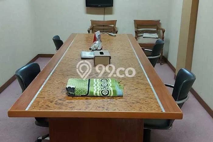 Area Ramai! Ruko Dijual di Menteng untuk Bisnis Luas Bangunan 245m2 Area Ramai! Ruko Dijual di Menteng untuk Bisnis Luas Bangunan 245m2
