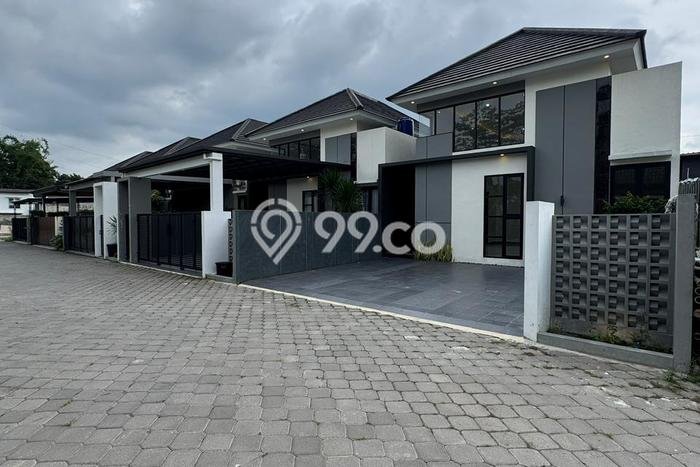 Rumah Strategis Modern Lb 100m2 di Ngaglik, Sleman Rumah Strategis Modern Lb 100m2 di Ngaglik, Sleman