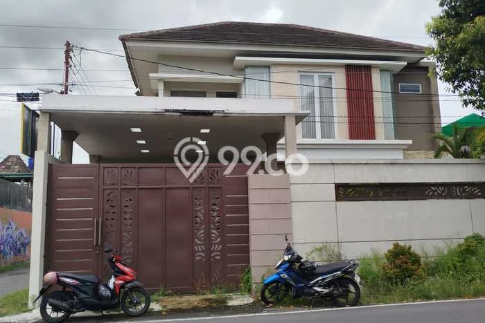For Sale Rumah Mewah Exclusive di Umbulharjo, Yogyakarta For Sale Rumah Mewah Exclusive di Umbulharjo, Yogyakarta