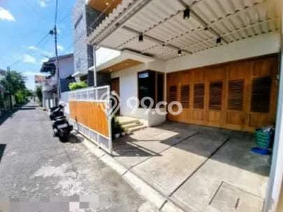 Rumah Strategis Minimalis Lb 175m2 di Umbulharjo, Yogyakarta Rumah Strategis Minimalis Lb 175m2 di Umbulharjo, Yogyakarta
