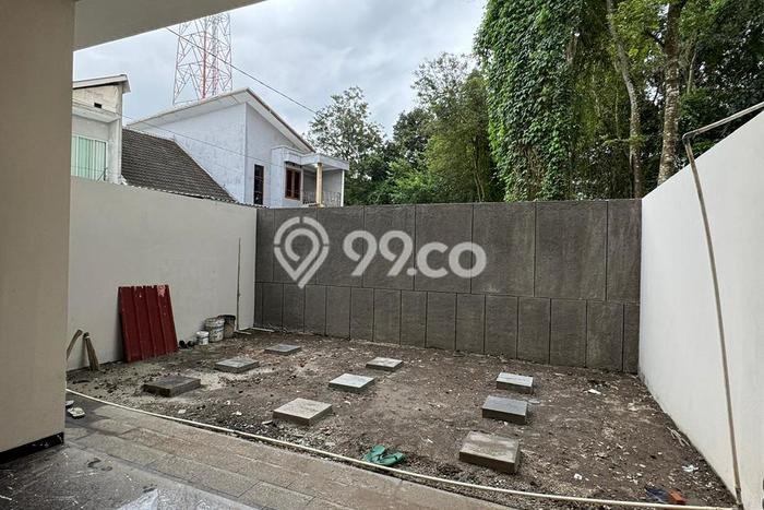 Hunian Cantik Modern Lb 176m2 di Ngaglik, Sleman Hunian Cantik Modern Lb 176m2 di Ngaglik, Sleman