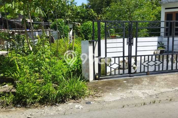 Tanah Komersial Dijual di Kasihan Bantul 130m2 Tanah Komersial Dijual di Kasihan Bantul 130m2