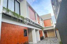 Rumah Eksklusif Siap Huni LT 434m2 di Mlati, Sleman Rumah Eksklusif Siap Huni LT 434m2 di Mlati, Sleman