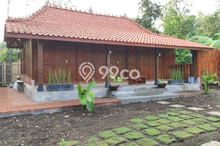 Rumah Modern Minimalis 4 Kamar Bisa Langsung Pindah di Playen Rumah Modern Minimalis 4 Kamar Bisa Langsung Pindah di Playen