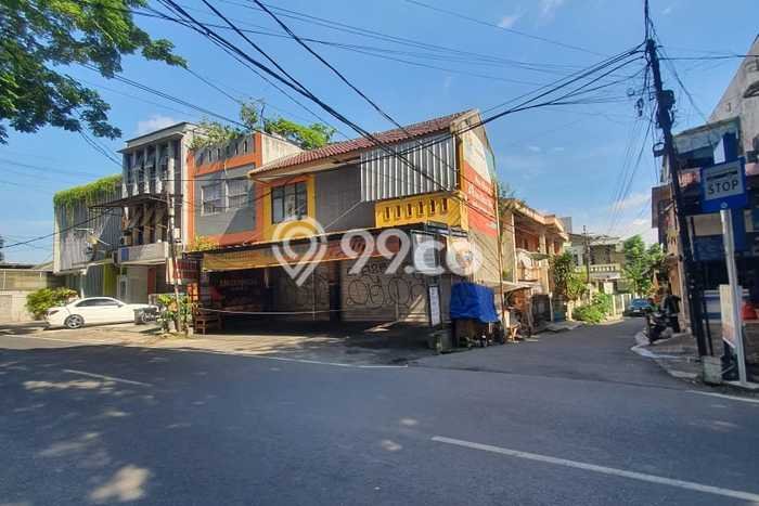 Ruko For Sale di Kawasan Kebayoran Baru, Jakarta Selatan Harga Kompetitif Ruko For Sale di Kawasan Kebayoran Baru, Jakarta Selatan Harga Kompetitif