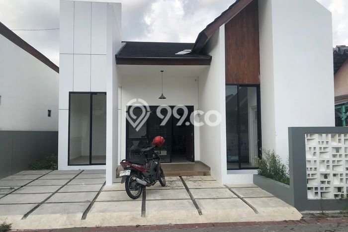 For Sale Rumah 3 Kamar Lokasi Strategis Nyaman dan Strategis di Mlati For Sale Rumah 3 Kamar Lokasi Strategis Nyaman dan Strategis di Mlati