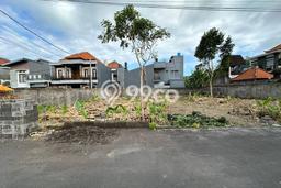 Tanah Dijual Lokasi Strategis di Denpasar dengan Luas 670m2 Tanah Dijual Lokasi Strategis di Denpasar dengan Luas 670m2