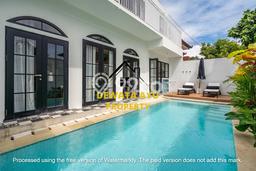 Vila Kawasan , Area 225m2m², Cocok untuk tempat tinggal Anda Vila Kawasan , Area 225m2m², Cocok untuk tempat tinggal Anda