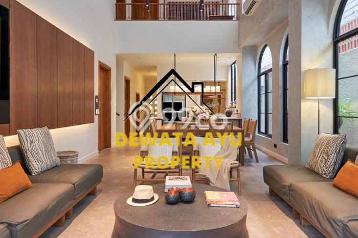 Vila Kawasan , Area 300m2m², Lokasi Strategis Vila Kawasan , Area 300m2m², Lokasi Strategis