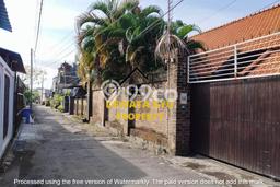 Rumah Modern 3 KT LT 200m2 di Sesetan Rumah Modern 3 KT LT 200m2 di Sesetan
