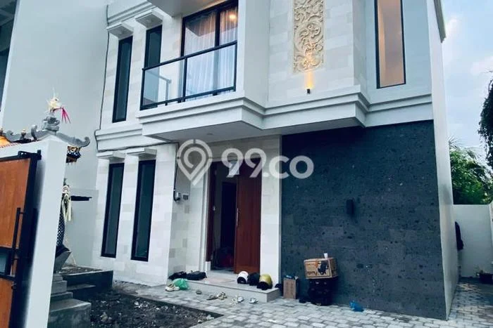 Disewakan! Rumah 4 Kamar Tidur &
2 Kamar Mandi di Renon, Denpasar Disewakan! Rumah 4 Kamar Tidur &
2 Kamar Mandi di Renon, Denpasar