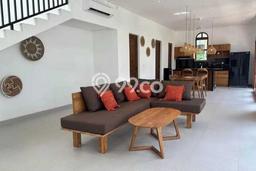 DIJUAL! Vila Kawasan , Area 150m2m², Akses Mudah Fasilitas Umum DIJUAL! Vila Kawasan , Area 150m2m², Akses Mudah Fasilitas Umum