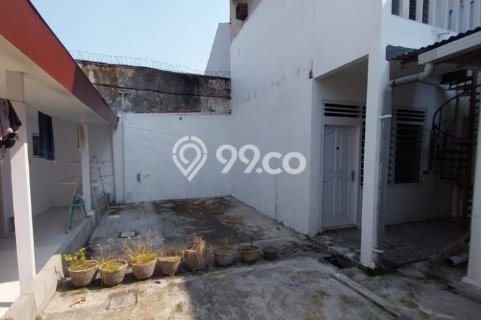 Dijual Kost Strategis di Wonokromo, Surabaya 8 KT, 2 KM, Luas Bangunan 340m2 Dijual Kost Strategis di Wonokromo, Surabaya 8 KT, 2 KM, Luas Bangunan 340m2