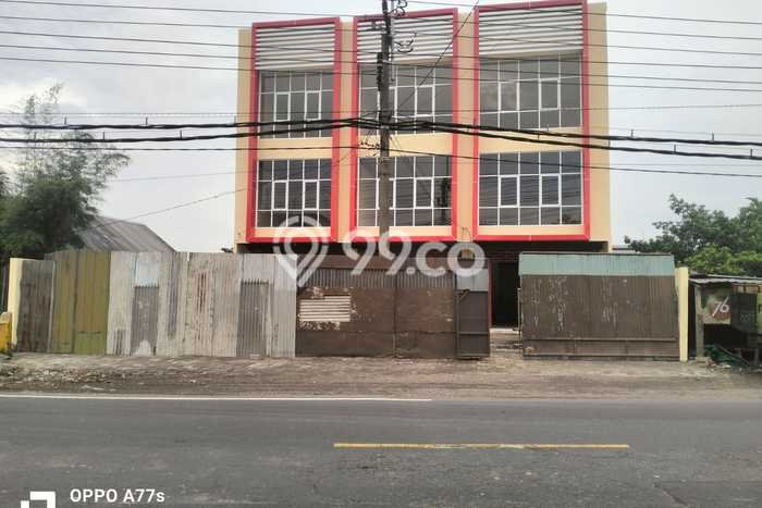 Ruko Dijual di Driyorejo Gresik dengan LB 237m2 Ruko Dijual di Driyorejo Gresik dengan LB 237m2