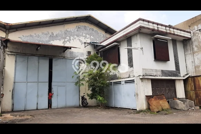 Gudang bagus disewakan di Driyorejo Gresik dengan LB 900m2 harga sewa terbaik Gudang bagus disewakan di Driyorejo Gresik dengan LB 900m2 harga sewa terbaik