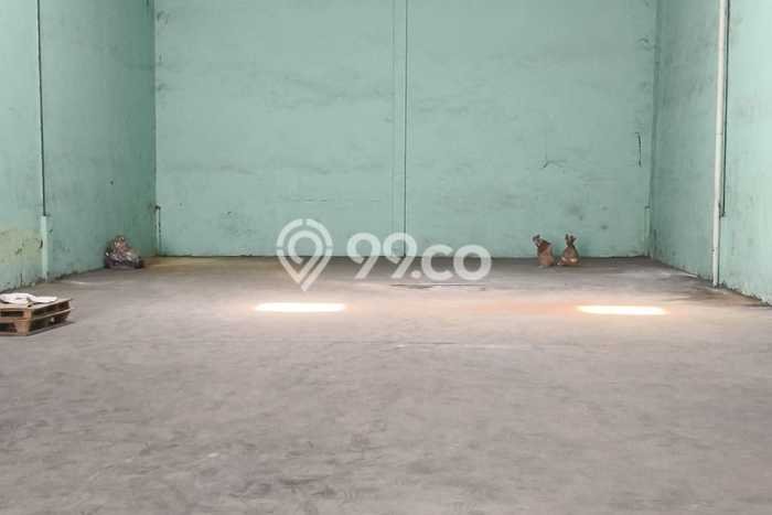 Gudang Disewakan Lokasi Waru Sidoarjo Harga Spesial! Gudang Disewakan Lokasi Waru Sidoarjo Harga Spesial!