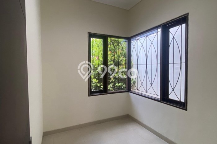 Ready to Use! Premium House LT 180m2 Desain Modern di Waru Ready to Use! Premium House LT 180m2 Desain Modern di Waru