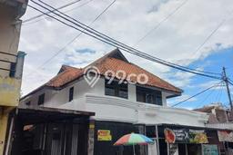 Rumah sewa siap pakai 4 Kamar Tidur di Cibeunying, Bandung Rumah sewa siap pakai 4 Kamar Tidur di Cibeunying, Bandung