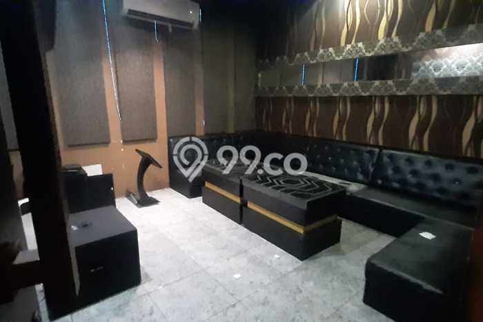 Unit Komersial Dijual di Tegalsari Surabaya Luas Tanah 942m2, Luas Bangunan 942m2 Unit Komersial Dijual di Tegalsari Surabaya Luas Tanah 942m2, Luas Bangunan 942m2