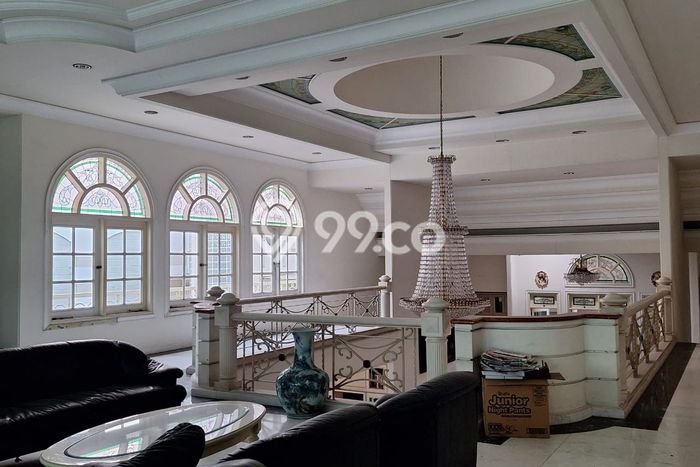 Dijual Rumah Mewah Exclusive di Sawahan, Surabaya Dijual Rumah Mewah Exclusive di Sawahan, Surabaya