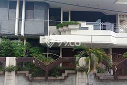 Hunian Mewah LB 600m2 Siap Pakai Desain Elegan di Dharma Husada, Surabaya Hunian Mewah LB 600m2 Siap Pakai Desain Elegan di Dharma Husada, Surabaya