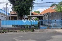 Dijual Rumah Premium dengan Fasilitas Sekitar Lengkap di Gubeng, Surabaya Dijual Rumah Premium dengan Fasilitas Sekitar Lengkap di Gubeng, Surabaya