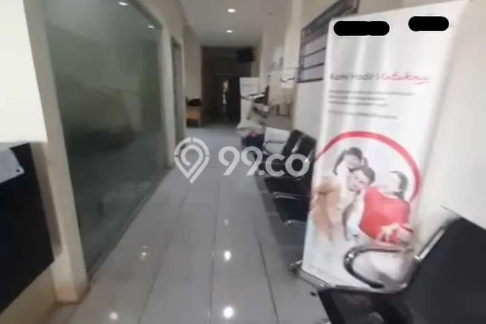 Ruko Dijual di Surabaya LT 54m2 & LB 223m2 Lokasi Terbaik! Ruko Dijual di Surabaya LT 54m2 & LB 223m2 Lokasi Terbaik!