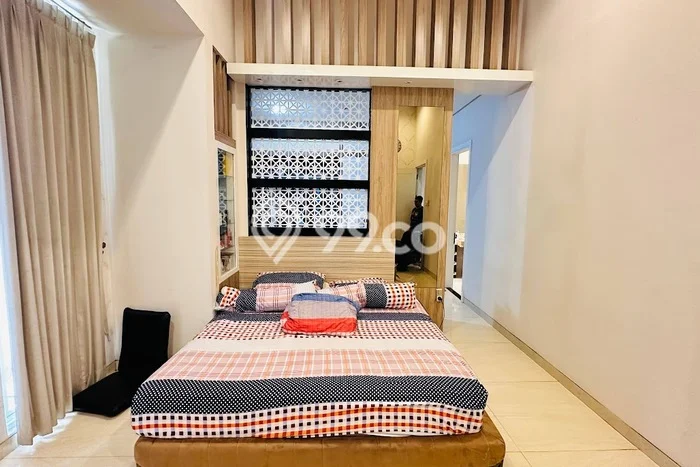 Hunian Mewah LB 380m2 Siap Huni Desain Elegan di Citraland, Surabaya Hunian Mewah LB 380m2 Siap Huni Desain Elegan di Citraland, Surabaya