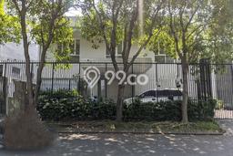 Kantor Bagus Dijual LB 420m2 Lokasi Strategis Surabaya Area Cocok untuk Bisnis Kantor Bagus Dijual LB 420m2 Lokasi Strategis Surabaya Area Cocok untuk Bisnis