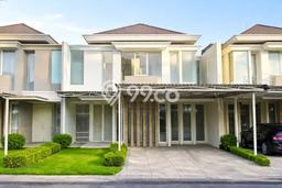 Jual Rumah Mewah Megah Dengan View Cantik di Pakuwon City, Surabaya Jual Rumah Mewah Megah Dengan View Cantik di Pakuwon City, Surabaya