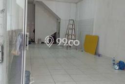 Disewakan Ruko Premium di Jelambar, Luas 300m², Jalan Utama Disewakan Ruko Premium di Jelambar, Luas 300m², Jalan Utama