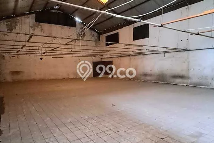 Gudang Disewa di Bandung dengan LB 480m2 Area Komersial Ramai Gudang Disewa di Bandung dengan LB 480m2 Area Komersial Ramai