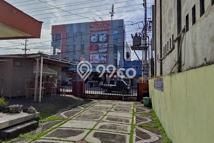 Rumah Luxury Modern Tanpa Renovasi di Kaliurang Sleman Rumah Luxury Modern Tanpa Renovasi di Kaliurang Sleman