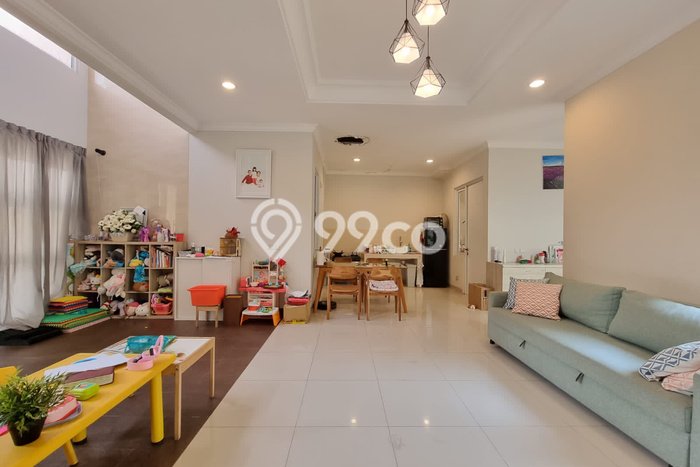 Rumah Mewah LB 170m2 Siap Huni Desain Elegan di BSD Green Wich, Tangerang Rumah Mewah LB 170m2 Siap Huni Desain Elegan di BSD Green Wich, Tangerang