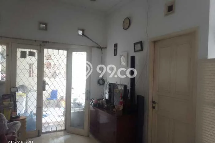 Jual Rumah Strategis Bagus Punya 2 KT di BSD Tangerang Selatan - Jual Rumah Strategis Bagus Punya 2 KT di BSD Tangerang Selatan -