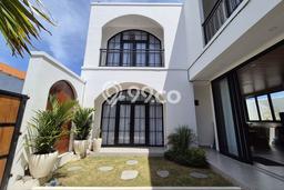 DIJUAL! Vila di , Luas 141m2m², Akses ke Pusat Kota DIJUAL! Vila di , Luas 141m2m², Akses ke Pusat Kota
