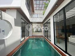 Vila Kawasan , Area 135m2m², Akses ke Pusat Kota Vila Kawasan , Area 135m2m², Akses ke Pusat Kota